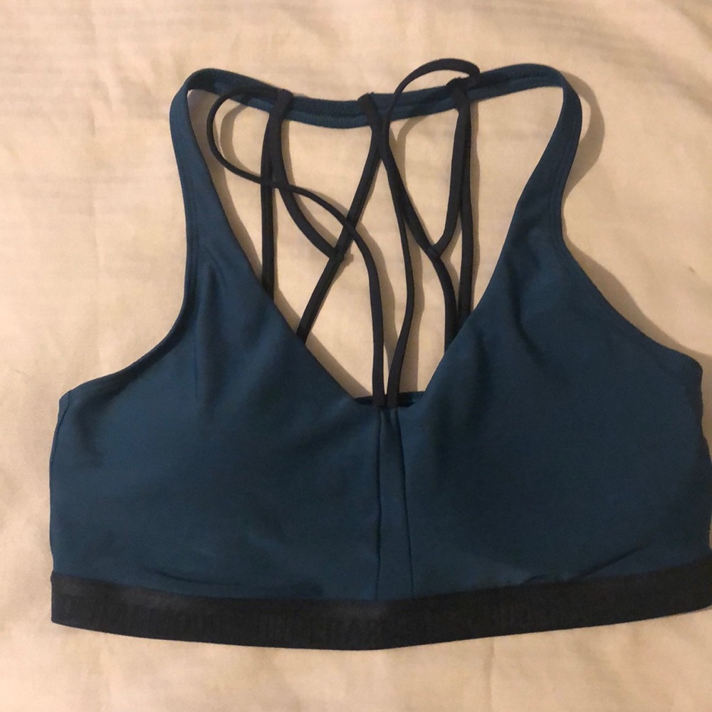 Sports bra